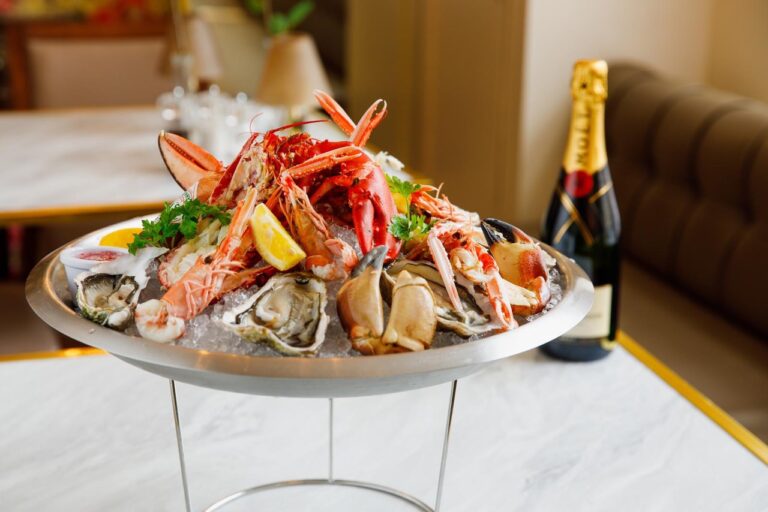 Lobster platter 1 768x512